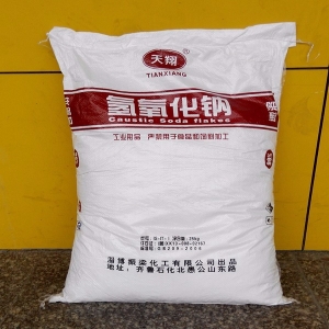 片堿（氫氧化鈉/NaOH）——火堿，苛性